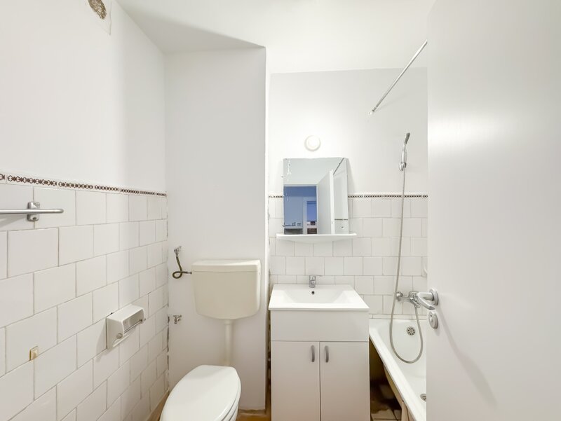 Piata Sudului apartament 3 camere gata de mutat